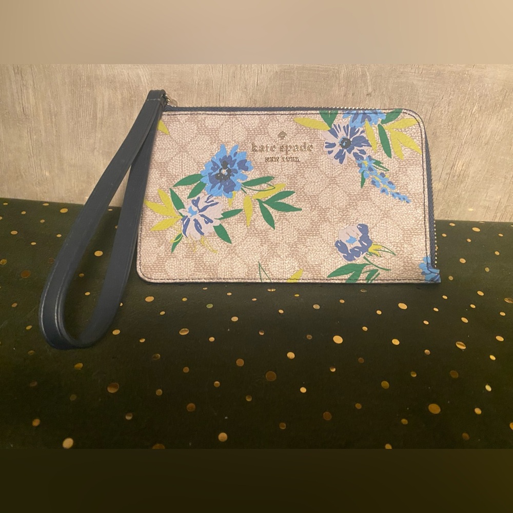 NWT Kate Spade Floral Small Wristlet Wallet  - Blue, Green, and Cream - Picture 3 of 4